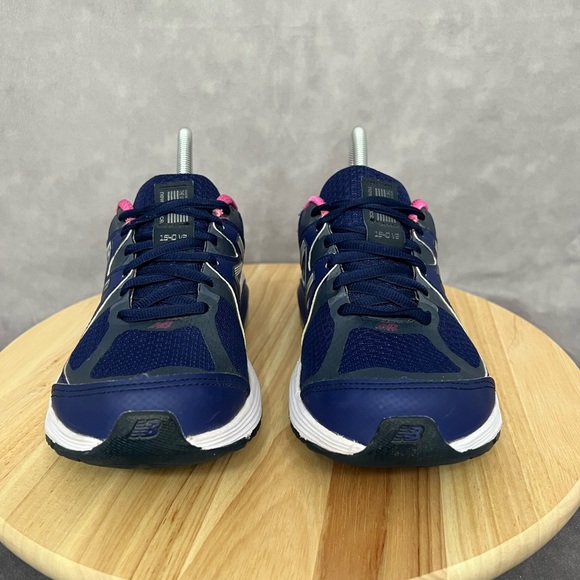 New Balance Womens 1540 V2 W1540BB2 Blue Pink Running Shoes Lace Up Size 7.5 - Picture 2 of 8